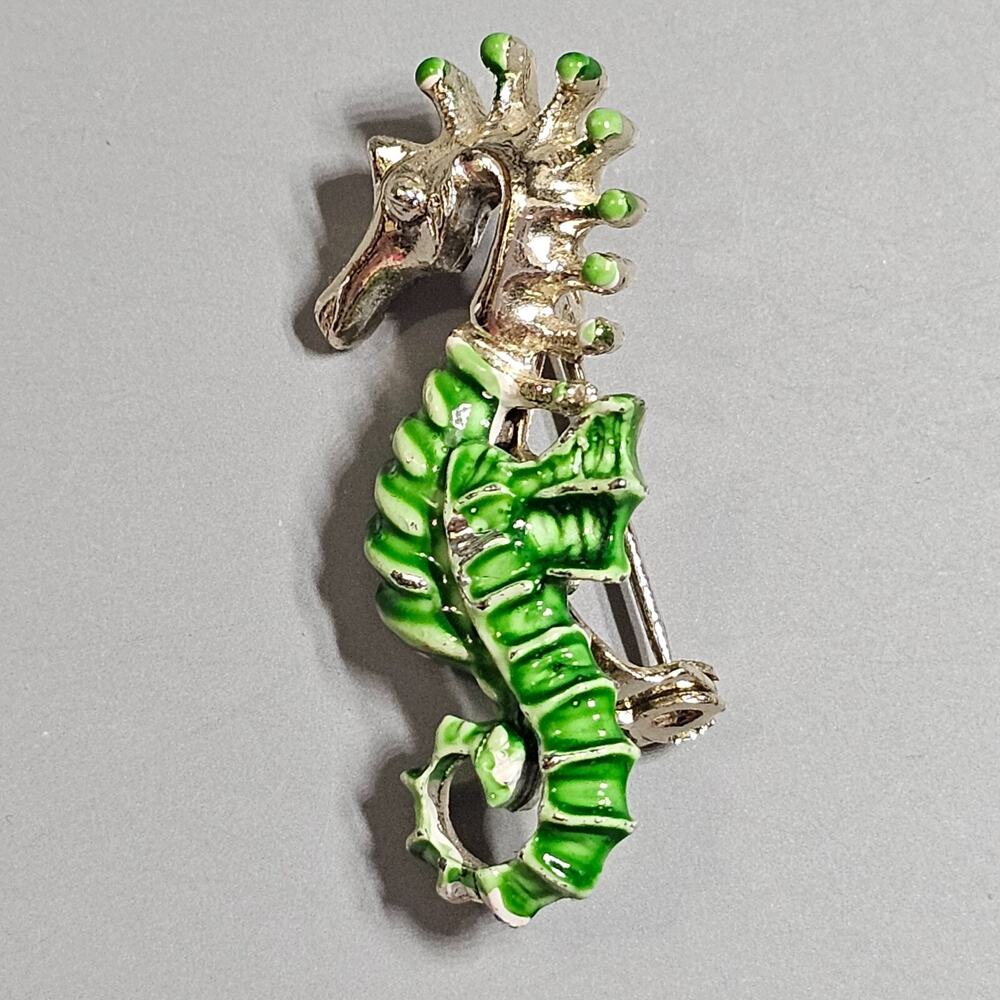Seahorse Green Enamel Brooch Scatter Pin Silvertone Nautical Beach 1.5" Vintage